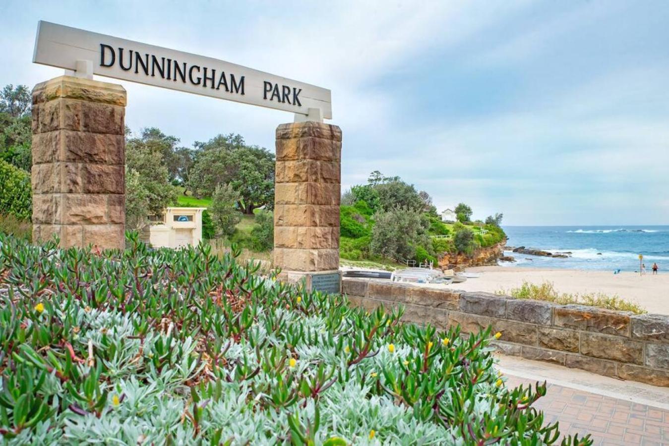 Coogee Beachside Penthouse 7 Apartment Sydney